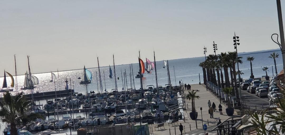 Le Vent Dans Les Voiles - Appartement Classe 4 Etoiles Mèze Exteriör bild